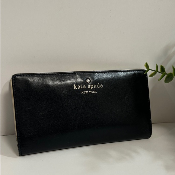 Kate Spade Black/ Cream Wallet - Picture 3 of 9